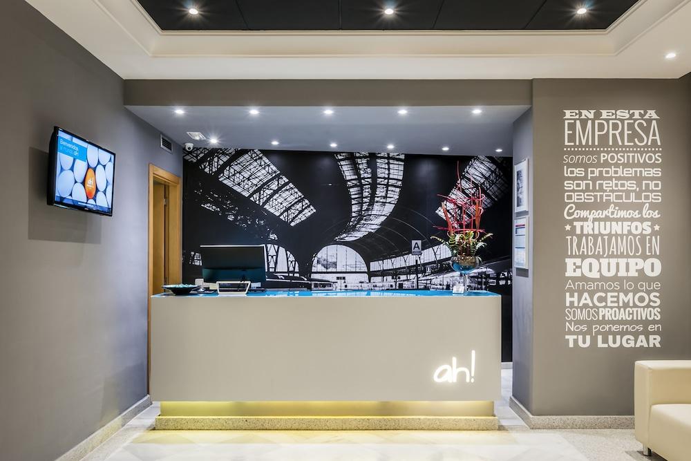 Avenida Hotel Almeria Luaran gambar